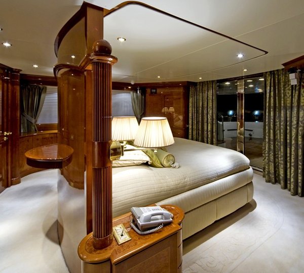 The 35m Yacht STELLA FIERA