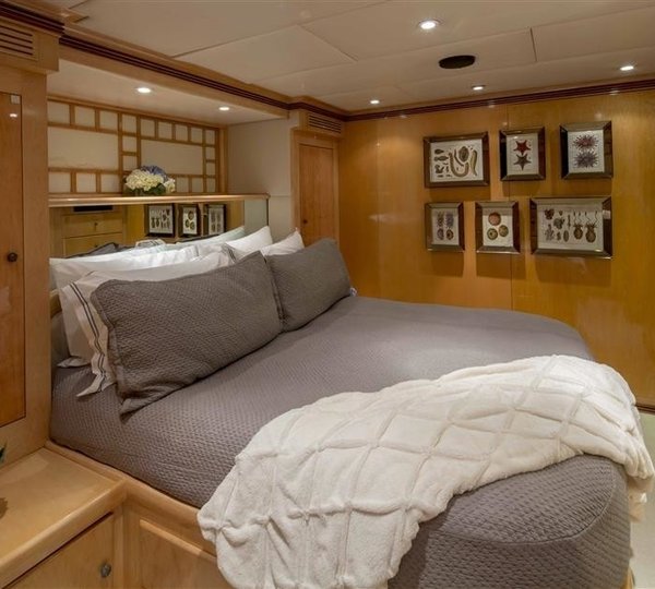 The 35m Yacht WATERCOLOURS