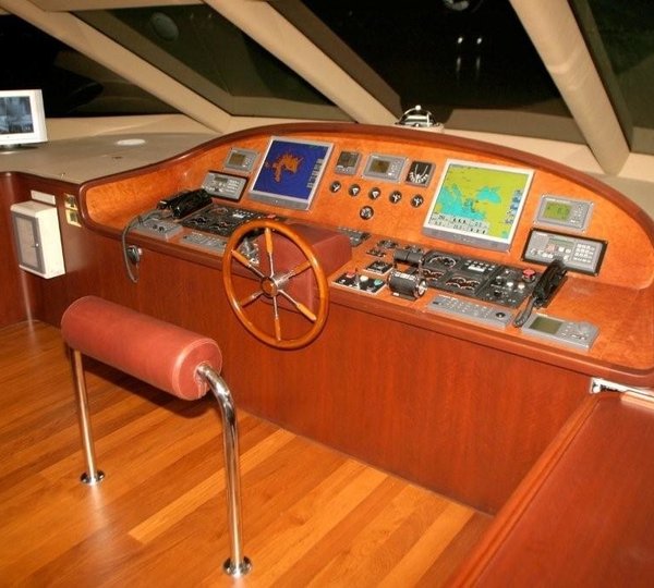 The 36m Yacht AZURE SKY