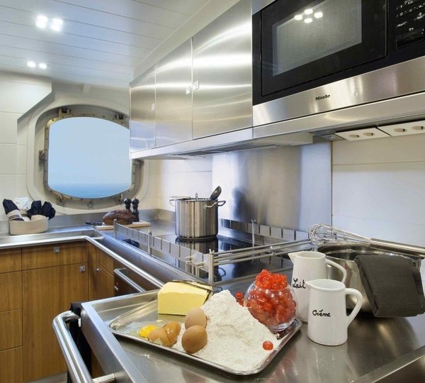 The 36m Yacht DRENEC