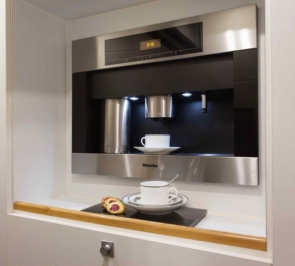 The 36m Yacht DRENEC