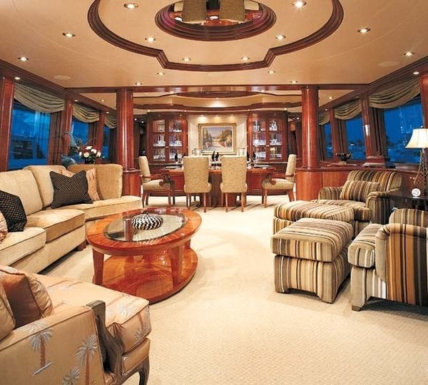 Premier Saloon On Board Yacht IMPETUOUS