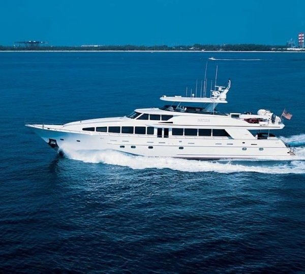 Profile Aspect: Yacht IMPETUOUS's Cruising Photograph