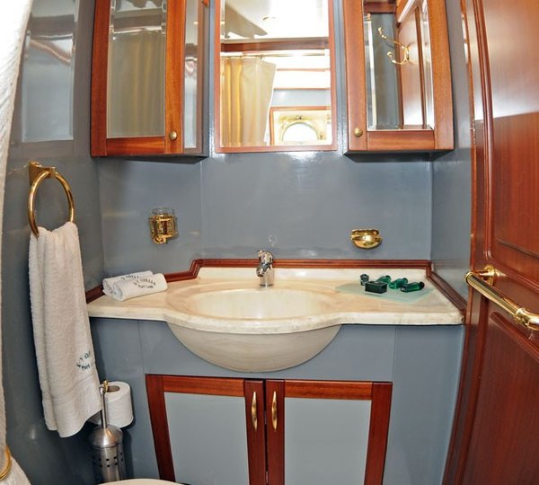 The 36m Yacht OFELIA