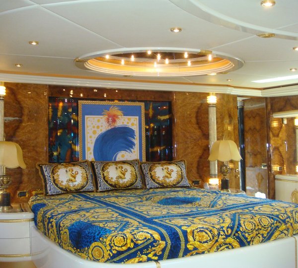 The 36m Yacht OPUS II