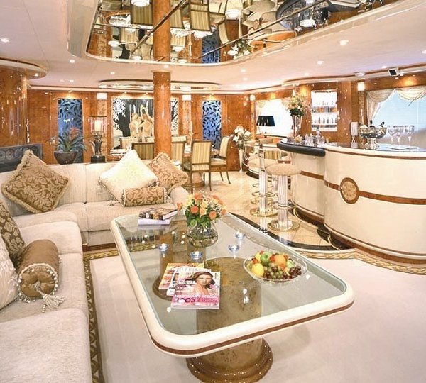 Premier Saloon On Yacht WHEELS