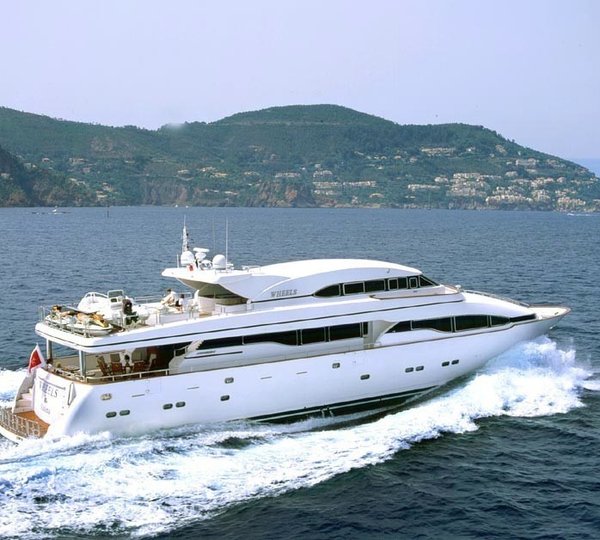 Cruising On Yacht WHEELS