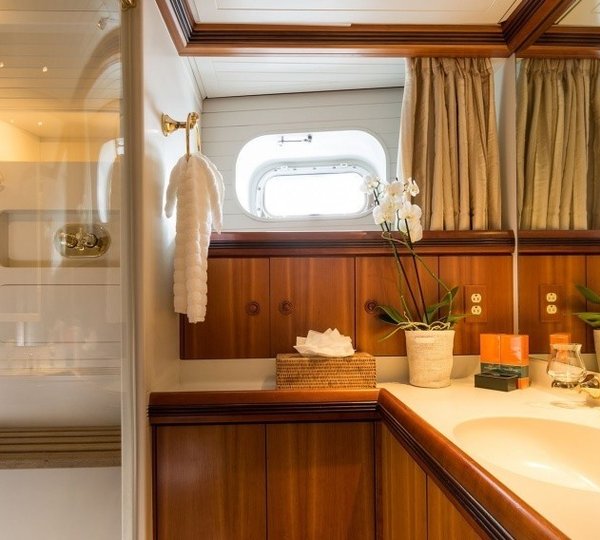 The 36m Yacht YANNEKE TOO