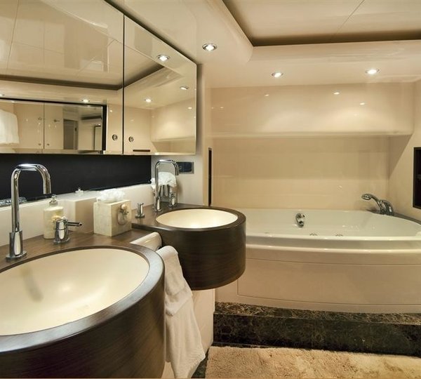 The 37m Yacht CHARISMA