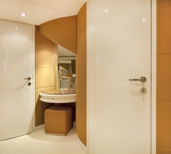 The 37m Yacht CHARISMA