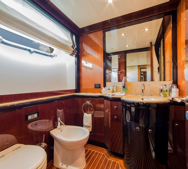 The 37m Yacht HAPPY HOUR