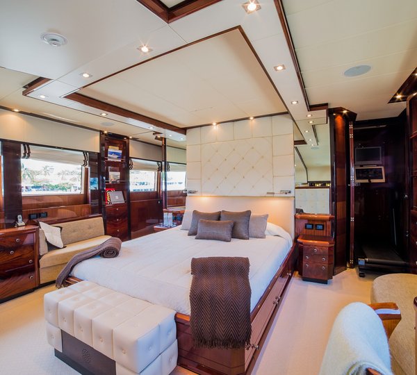 The 37m Yacht HAPPY HOUR