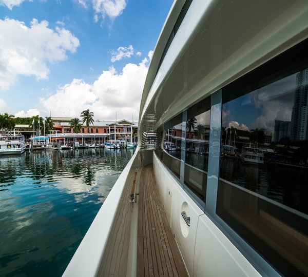 The 37m Yacht HAPPY HOUR