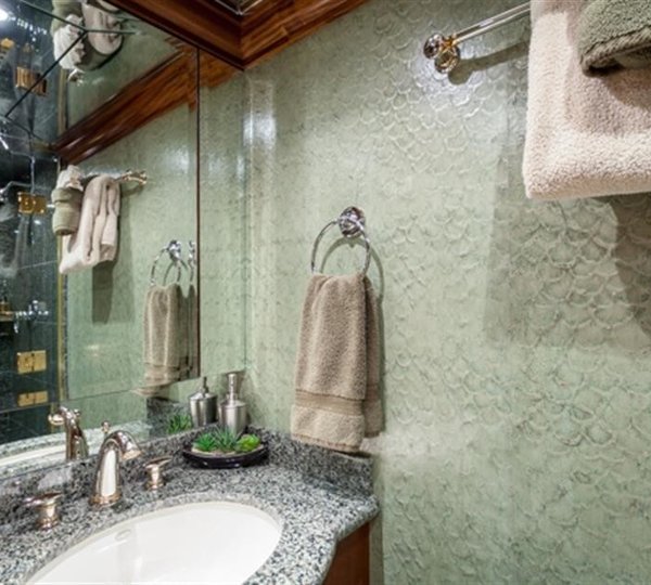 The 37m Yacht VALKYRIE