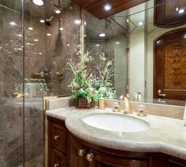 The 37m Yacht VALKYRIE