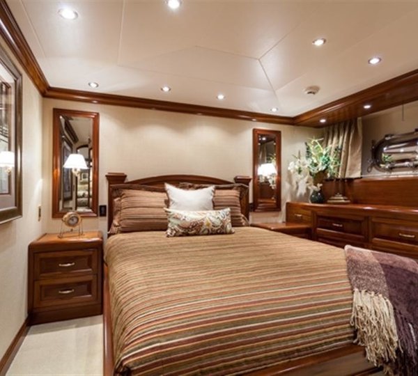 The 37m Yacht VALKYRIE