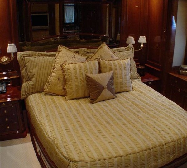 Cabin On Board Yacht WILD THYME