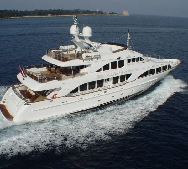Aft Aspect: Yacht WILD THYME's Cruising Image