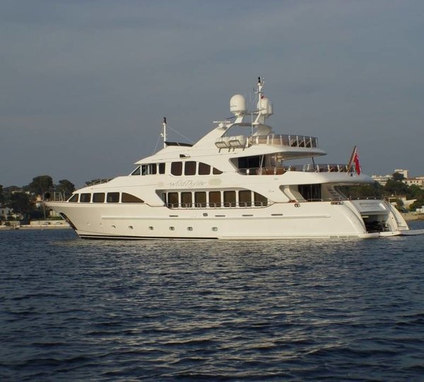 Profile On Board Yacht WILD THYME