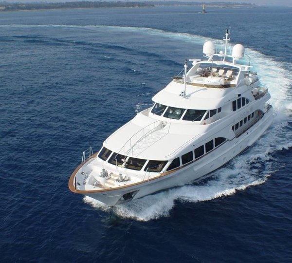 Changing Course: Yacht WILD THYME's Cruising Pictured