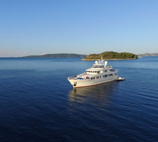 Superyacht METSUYAN IV