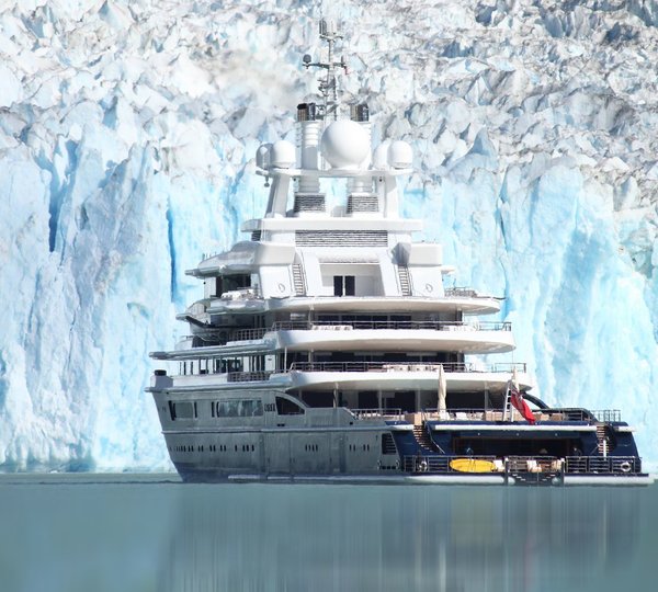 The 115m Yacht LUNA