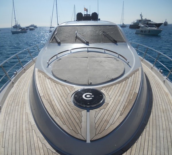 The 23m Yacht CARBON