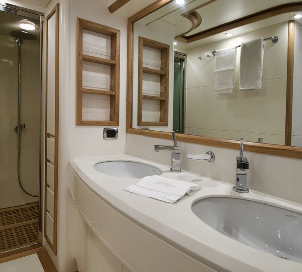 The 24m Yacht RIVIERA