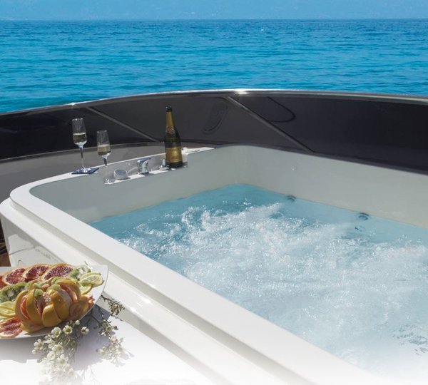 The 25m Yacht JACKIE ONE