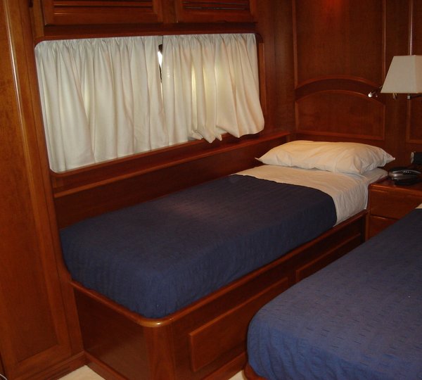 The 25m Yacht POPOTINE