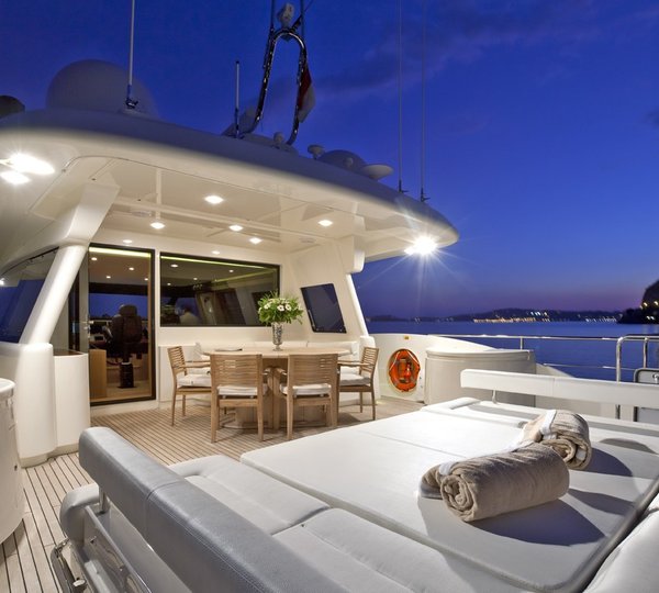 Life On Board Yacht LA PAUSA