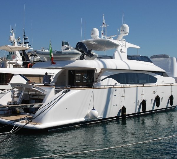 The 27m Yacht NIKCA