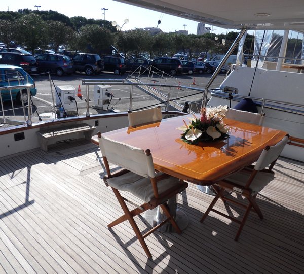 The 29m Yacht MOONRAKER