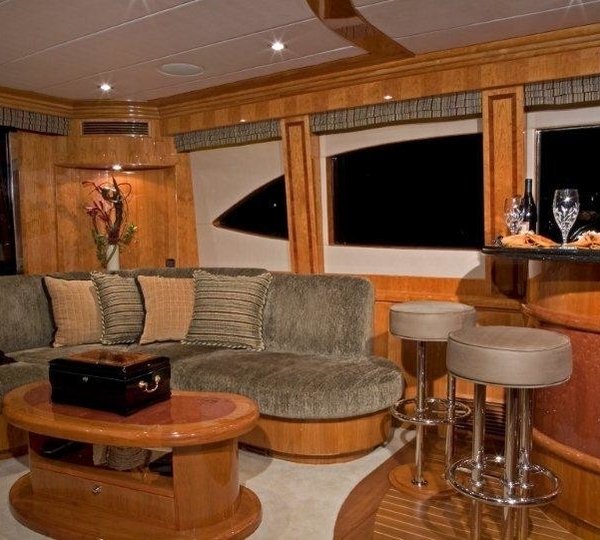 The 29m Yacht TIGERS EYE