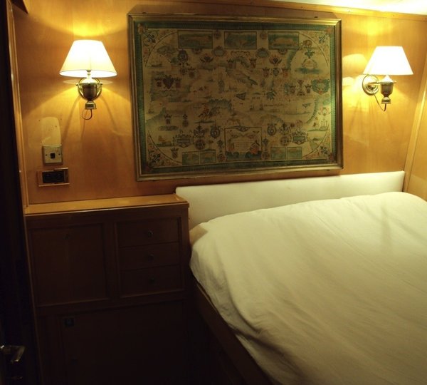 The 30m Yacht CHANTELLA