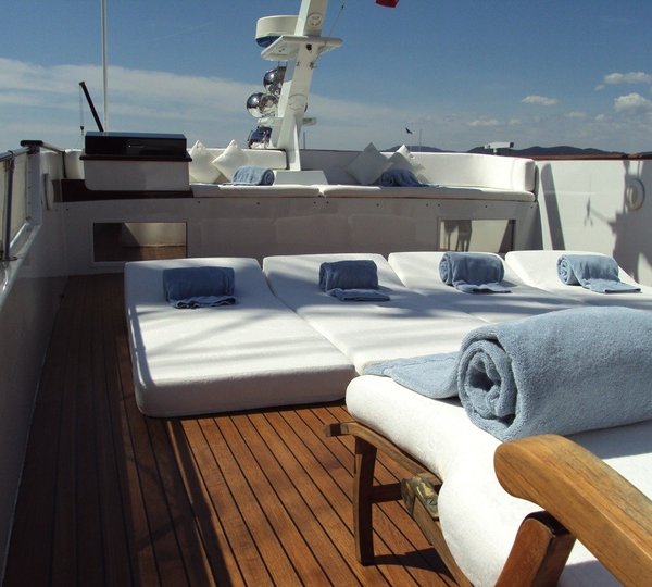 The 30m Yacht CHANTELLA