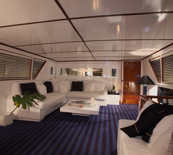 The 30m Yacht CHANTELLA