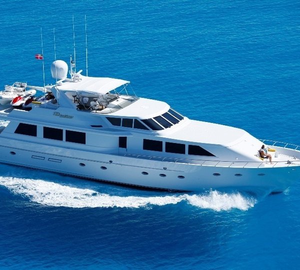 The 30m Yacht DESTINY