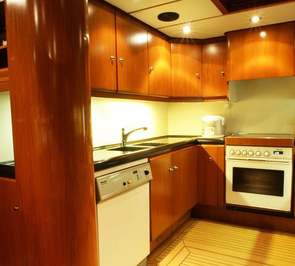 The 30m Yacht IMPRESSION