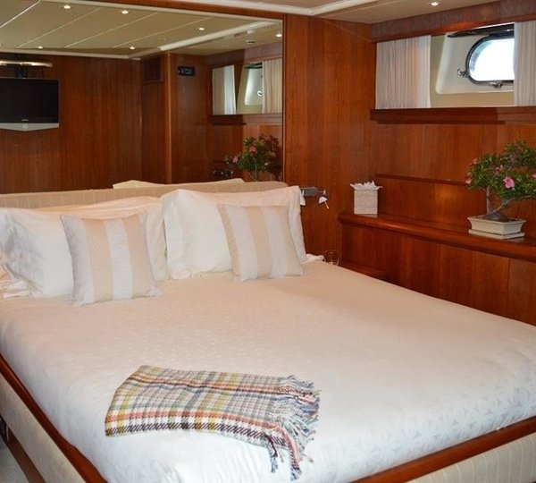 The 30m Yacht MARTINA