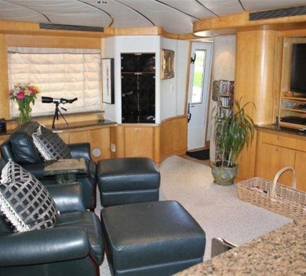 The 31m Yacht BARONESS