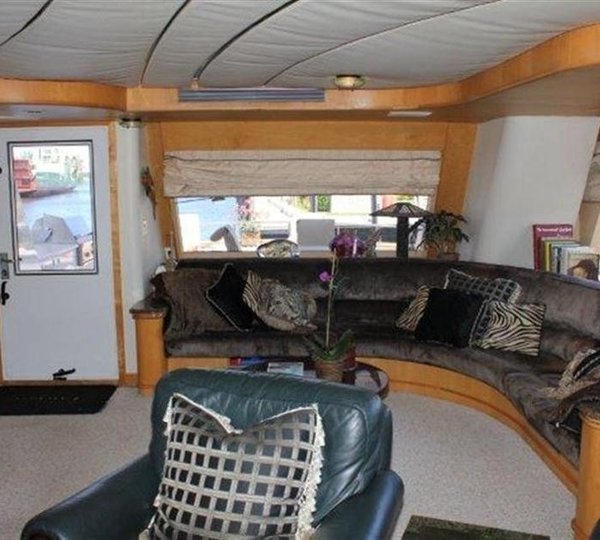 The 31m Yacht BARONESS