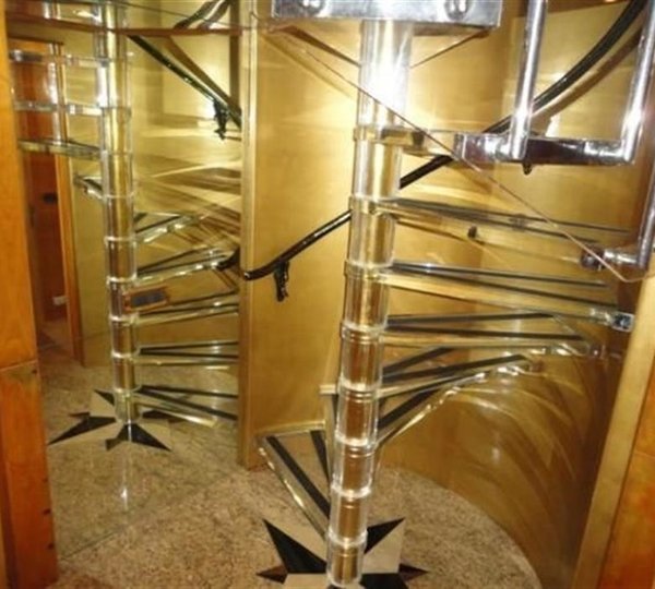 The 31m Yacht HAKIM 7