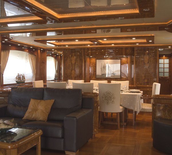 The 31m Yacht KIRIOS