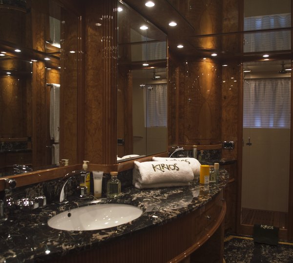 The 31m Yacht KIRIOS