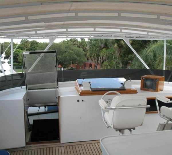 The 31m Yacht LIQUIDITY