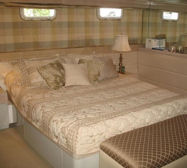 The 31m Yacht LIQUIDITY