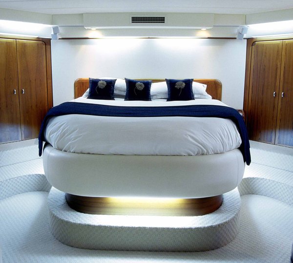 The 31m Yacht PACIFIC EAGLE