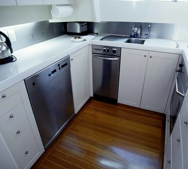 The 31m Yacht PACIFIC EAGLE