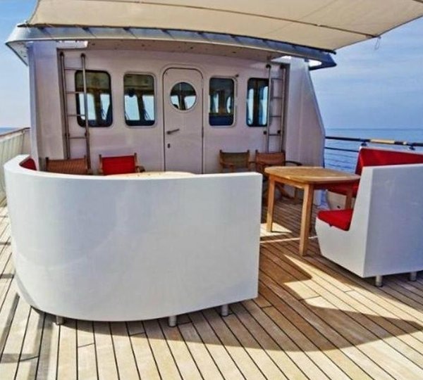 The 31m Yacht WISTING